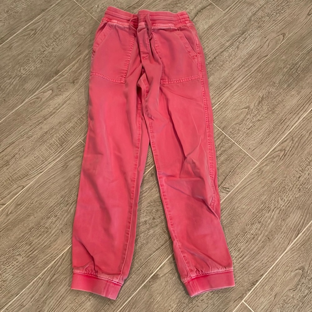 Girls Washed-out pants in reddish/pink Gap size Large